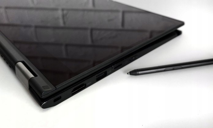 Laptop Lenovo ThinkPad X390 Yoga i7 - zdjęcie produktu